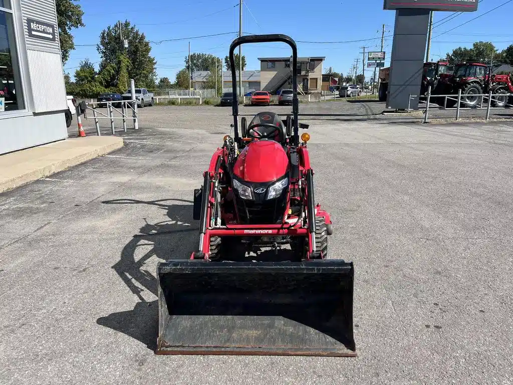 Gallery image 2 for 2023 Mahindra EMAX 20S Tractor