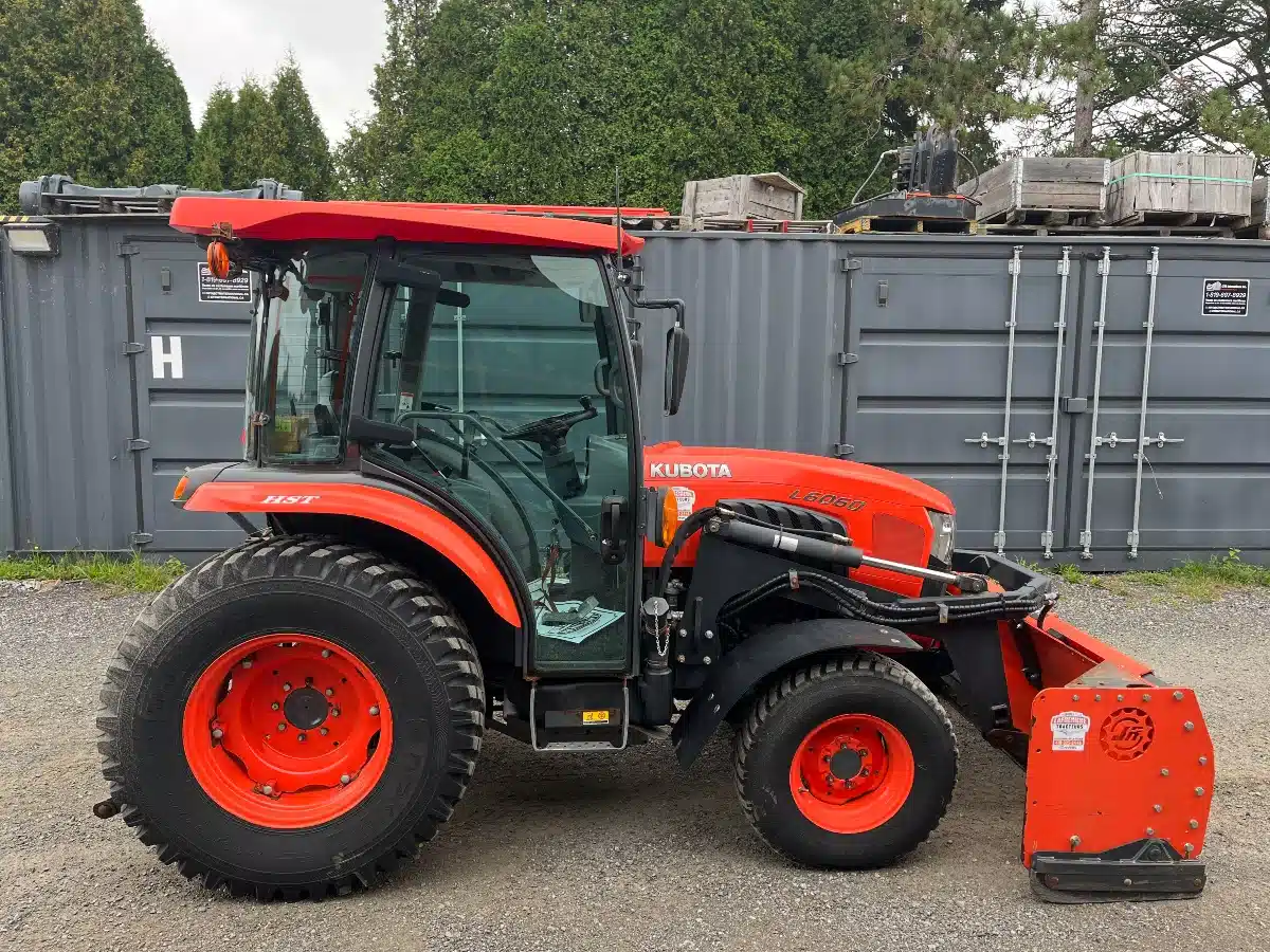 Gallery image 2 for Used 2019 Kubota L6060 Tractor