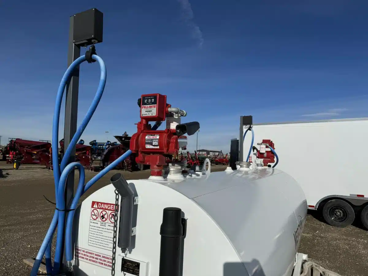 Gallery image 2 for New 2025 Meridian 4600L DW Tank