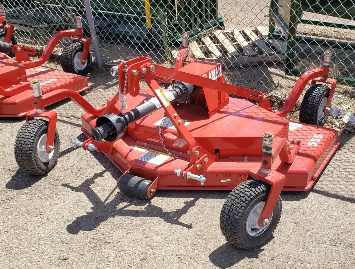 Gallery image 2 for 2020 Farm King Y555 Mower - Finishing