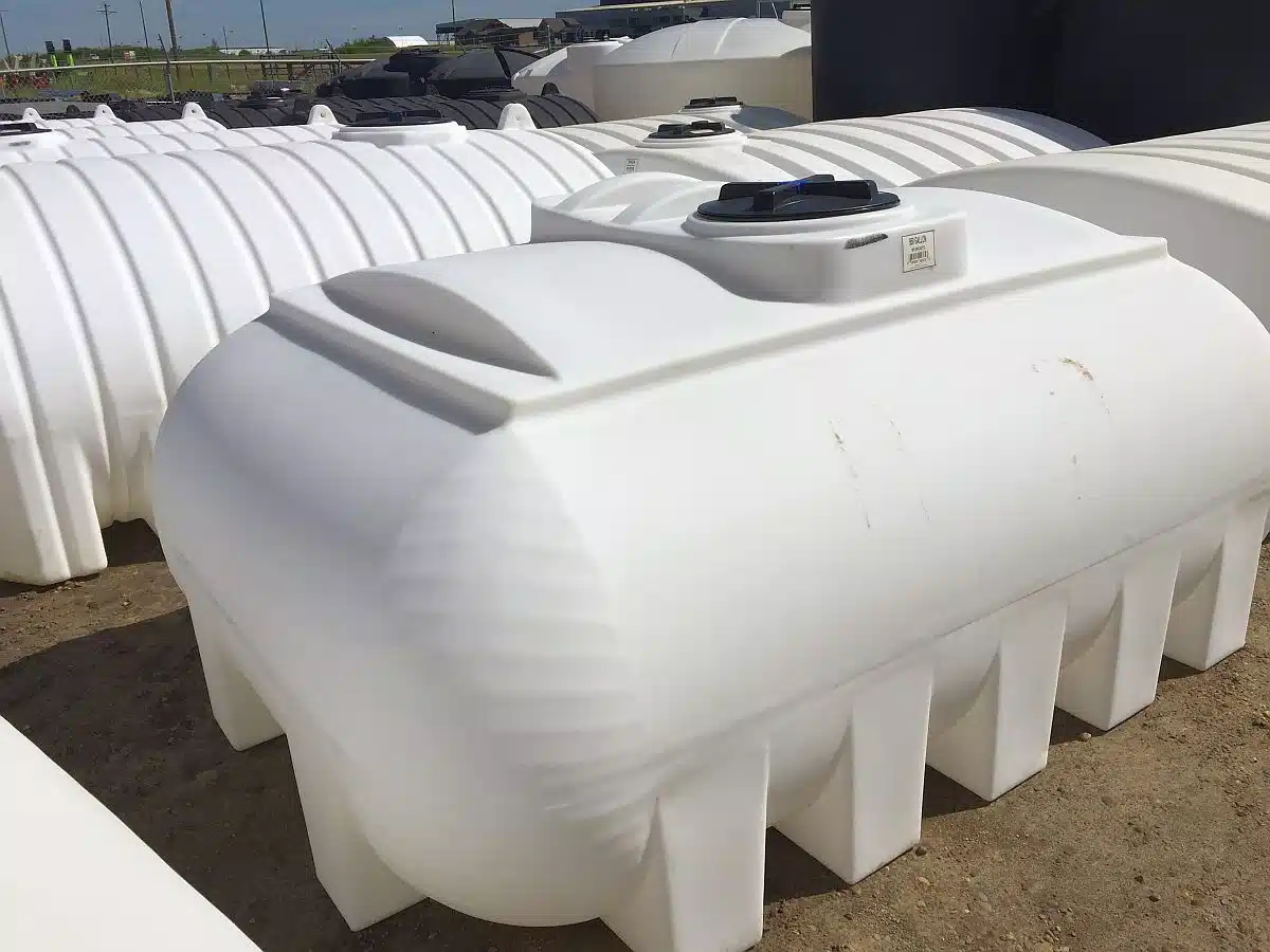 Gallery image 2 for New Unspecified 950 USG Tank