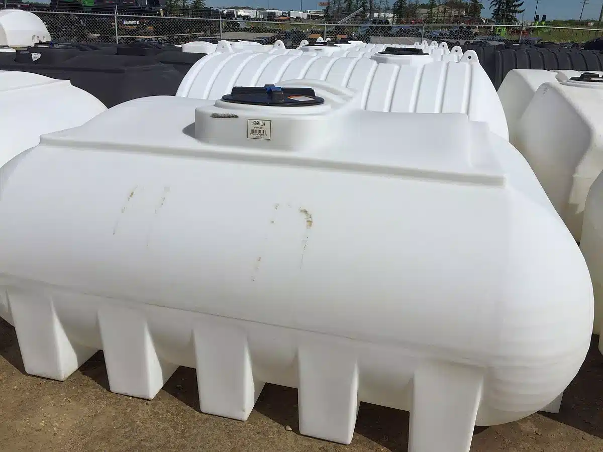 Gallery image 1 for New Unspecified 950 USG Tank