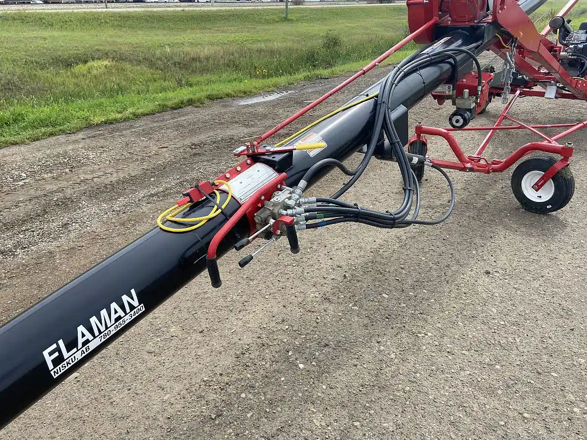 Gallery image 2 for New 2022 AGI XTA 8-51 Grain Auger