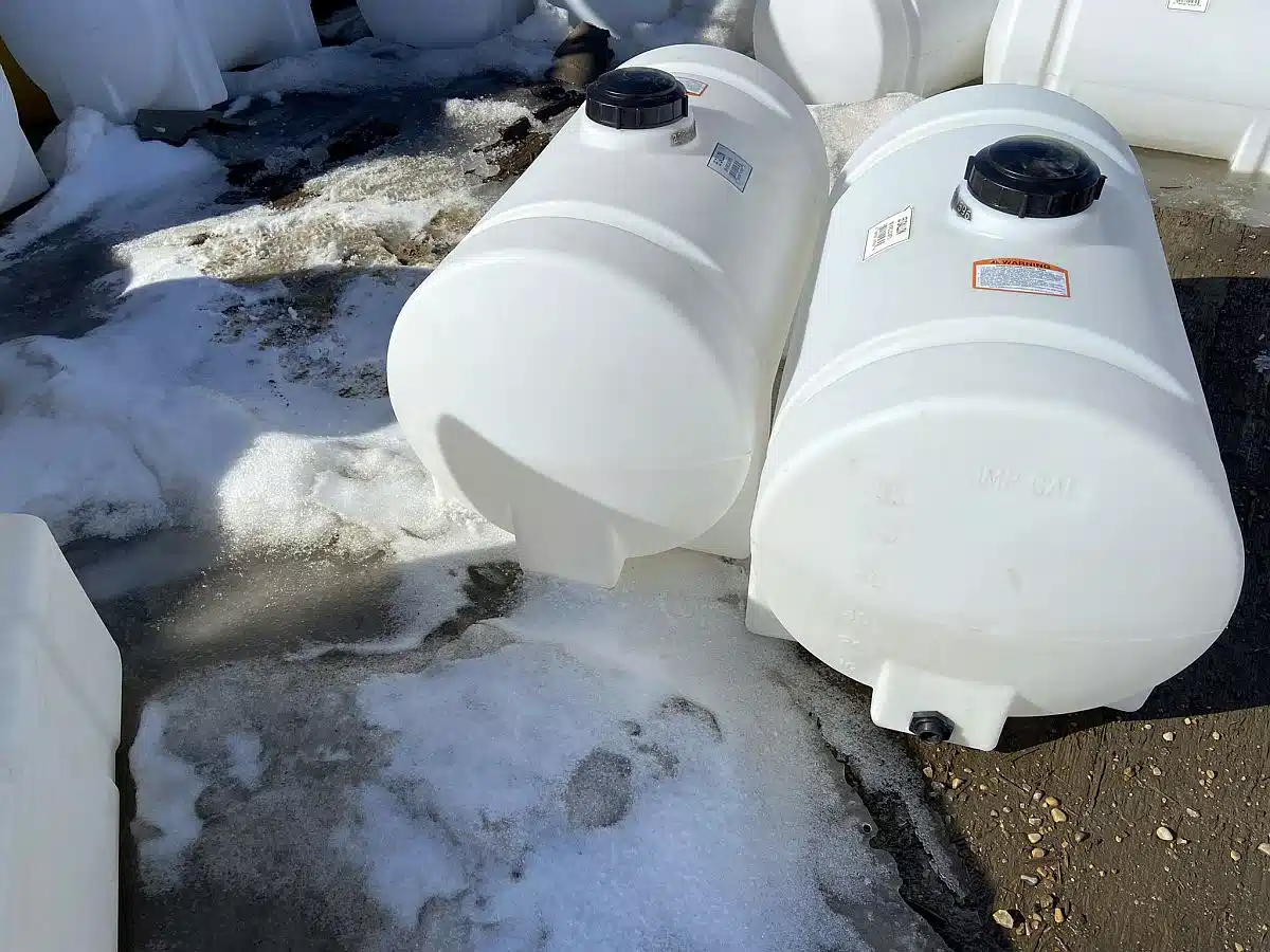 Gallery image 2 for Unspecified 41939 Tank