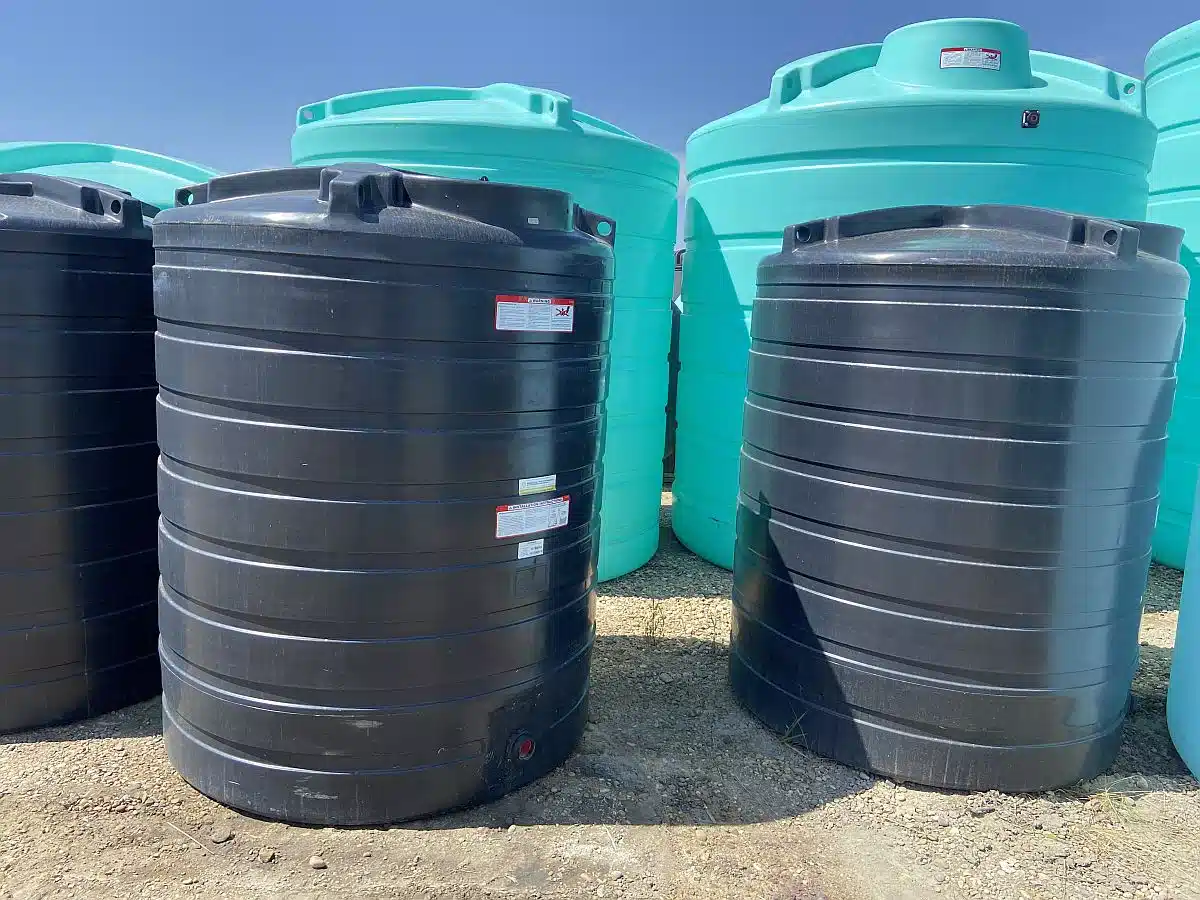 Gallery image 1 for New 2023 Enduraplas THV00870BK Tank