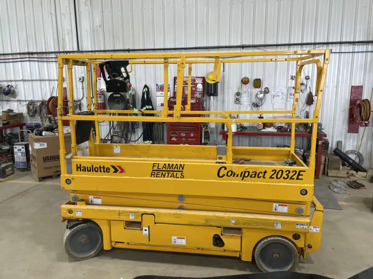 Gallery image 2 for 2019 Haulotte Compact 2032E Scissor Lift