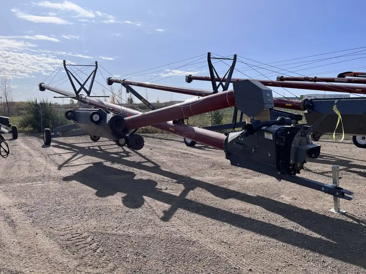 Gallery image 1 for New Meridian 1375 Grain Auger