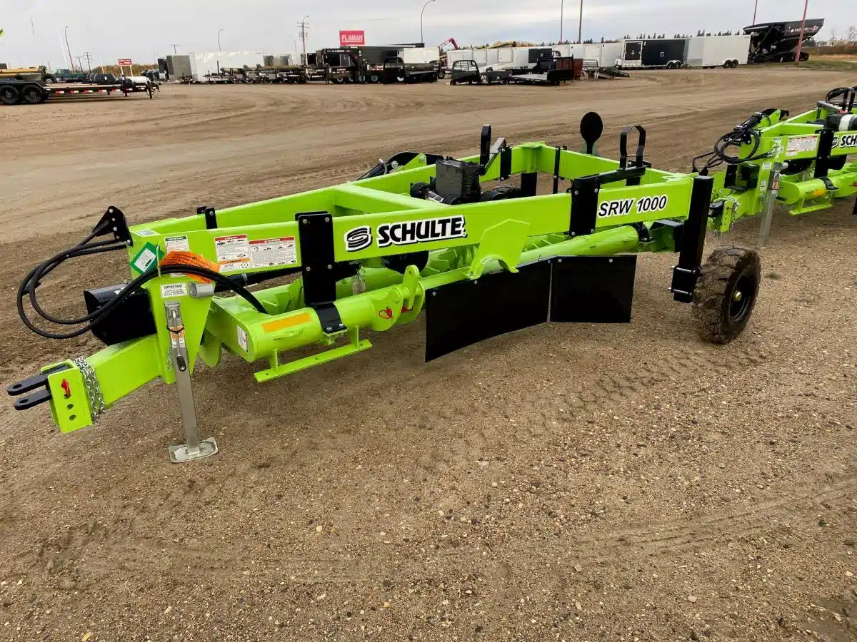 Photo de la Galerie 1 pour 2023 Schulte SRW-1000 Andaineur de pierres