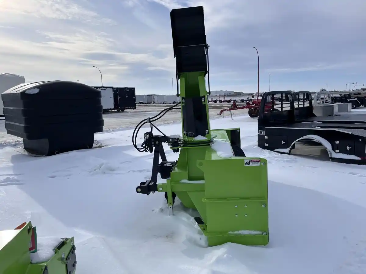 Gallery image 2 for New 2023 Schulte SDX-102 Snow Blower