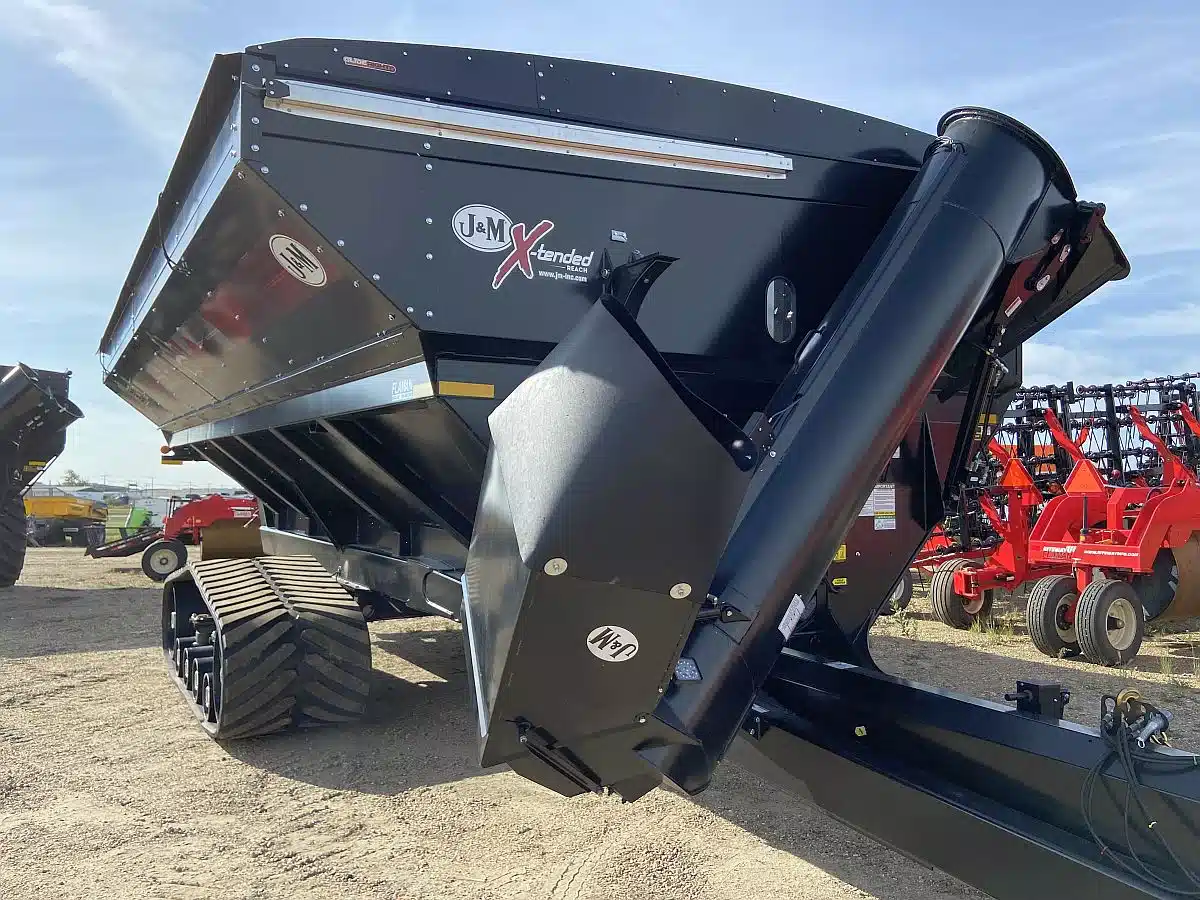 Gallery image 2 for New 2024 J&M 2032 Grain Cart