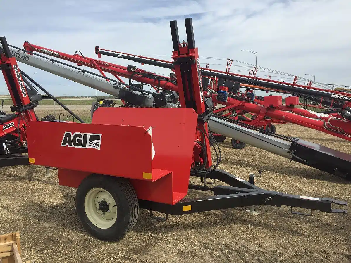 Gallery image 2 for New 2024 AGI RENEGADE Post Driver