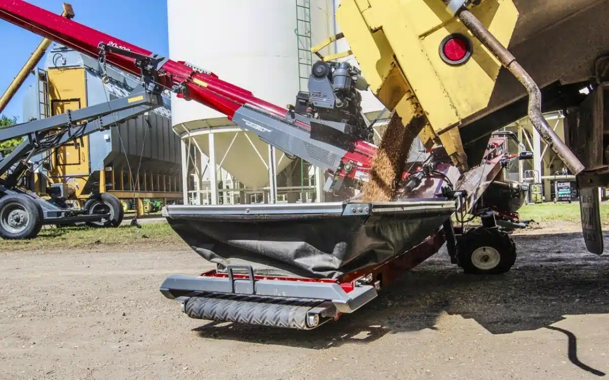 Gallery image 2 for 2024 Meridian Reliabelt 20110-EPTO Grain Auger