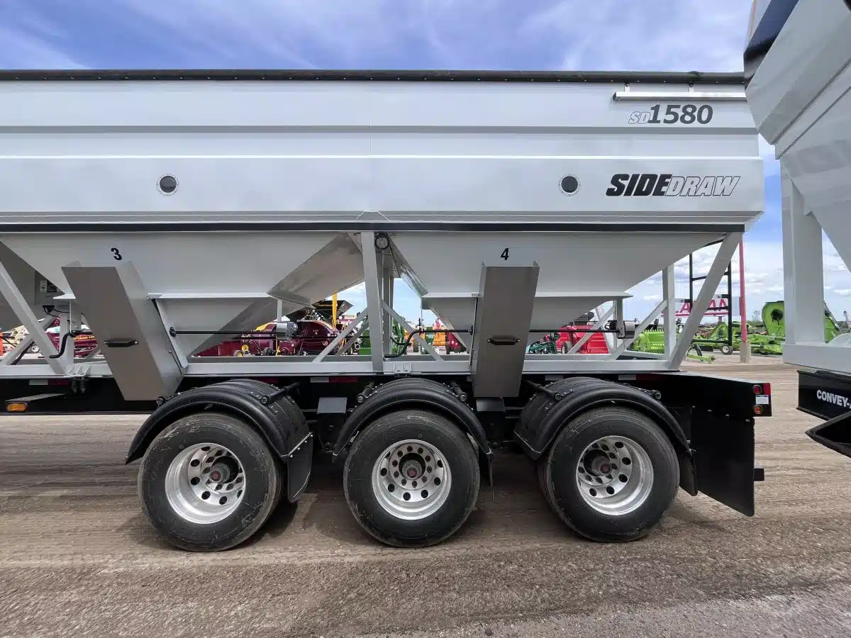 Gallery image 2 for New 2023 HAUL-ALL Side Draw Tender