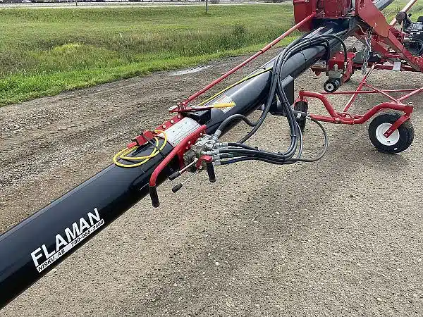 Gallery image 2 for New 2025 AGI XTA 8X46 SPCB Grain Auger