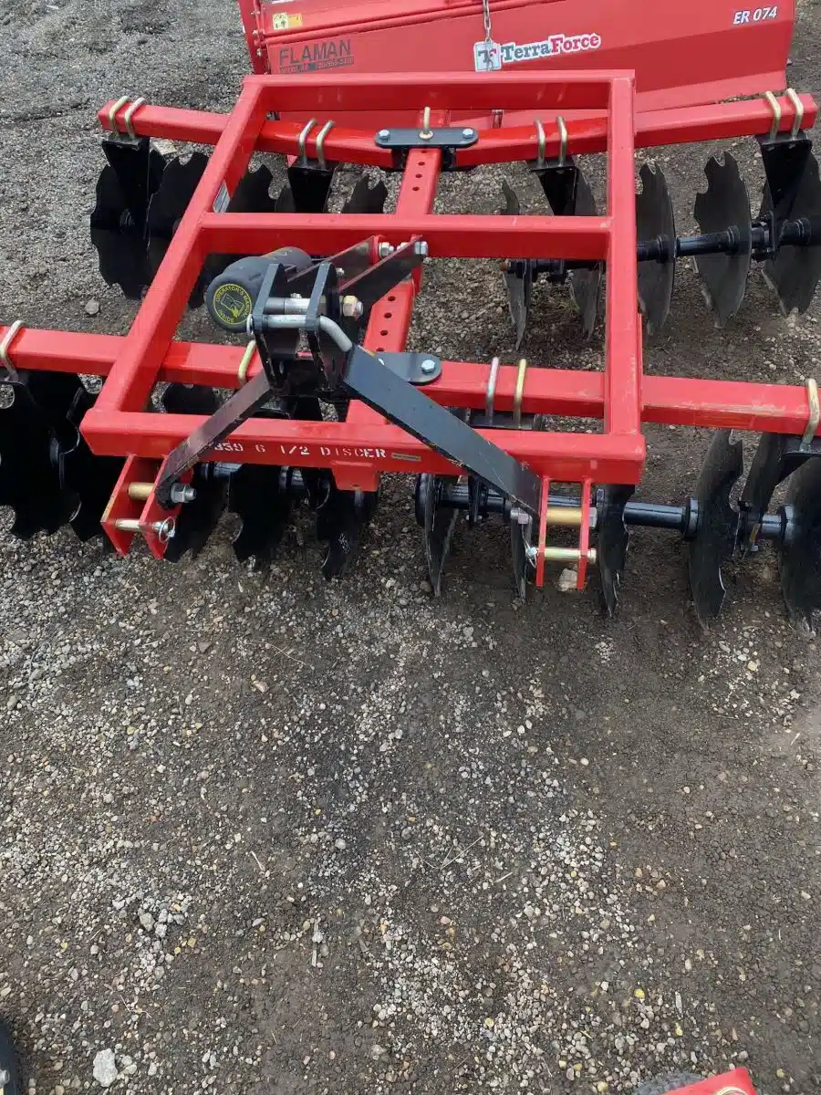Gallery image 1 for New 2024 Farm King Y605TD Disc