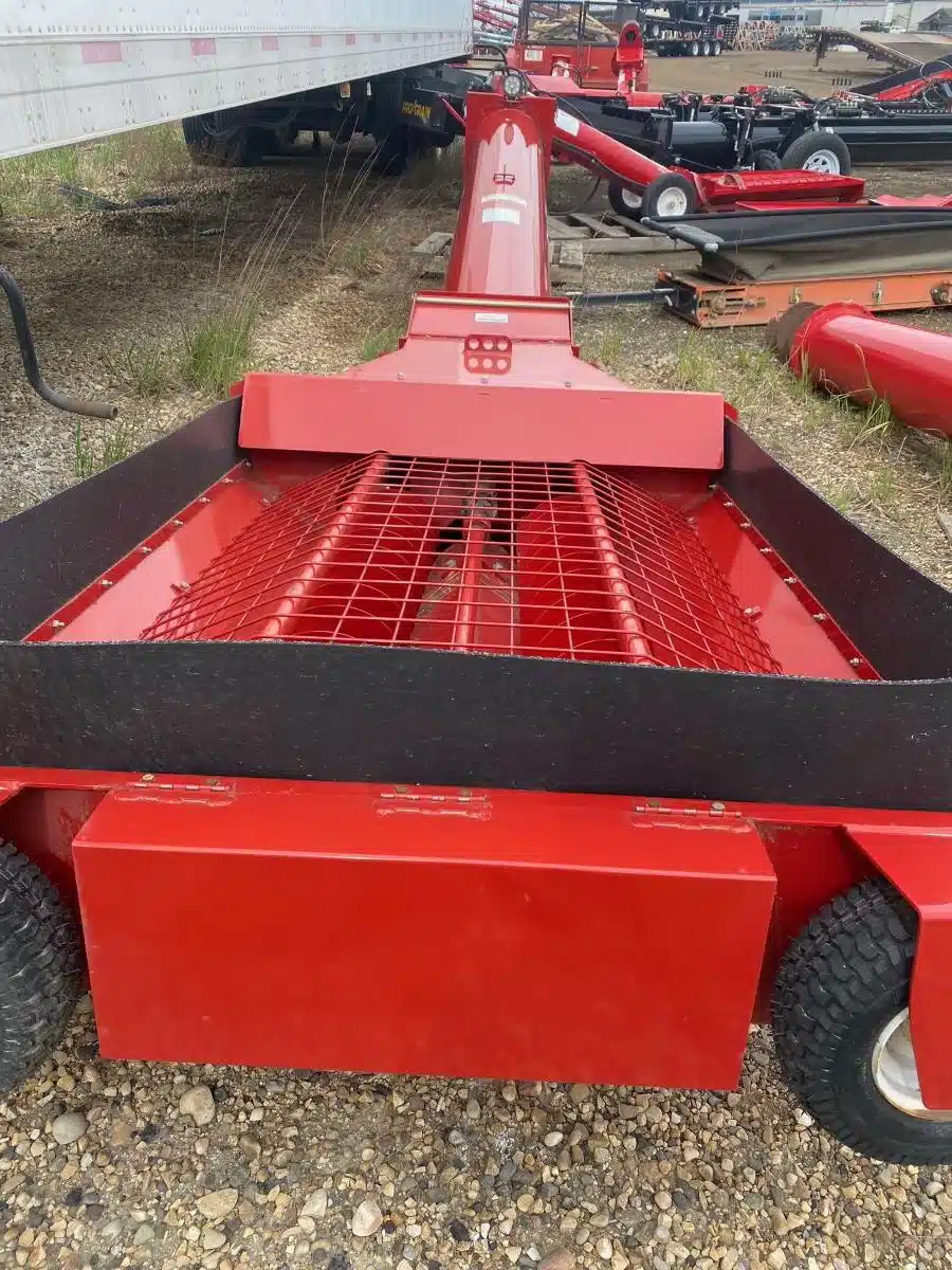 Gallery image 2 for 2022 Farm King Swing Tube Miscellaneous