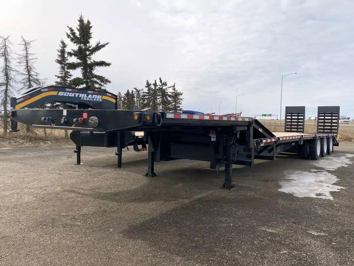 Gallery image 1 for New 2024 Behnke FB9.5X53SS-OTR-80H Paver Trailer - Step Deck