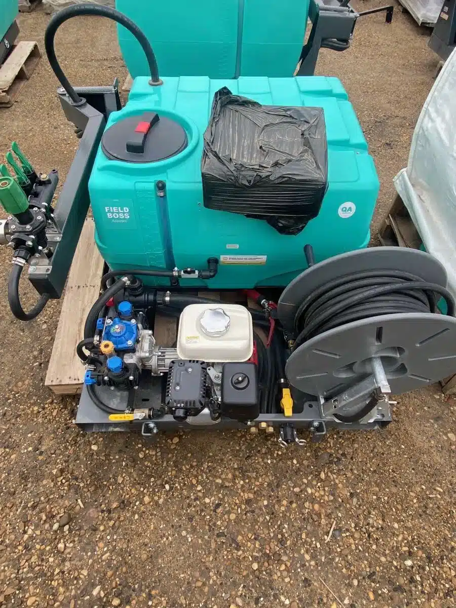 Gallery image 1 for New 2024 Enduraplas Field Boss Xstream Sprayer - Self Propelled