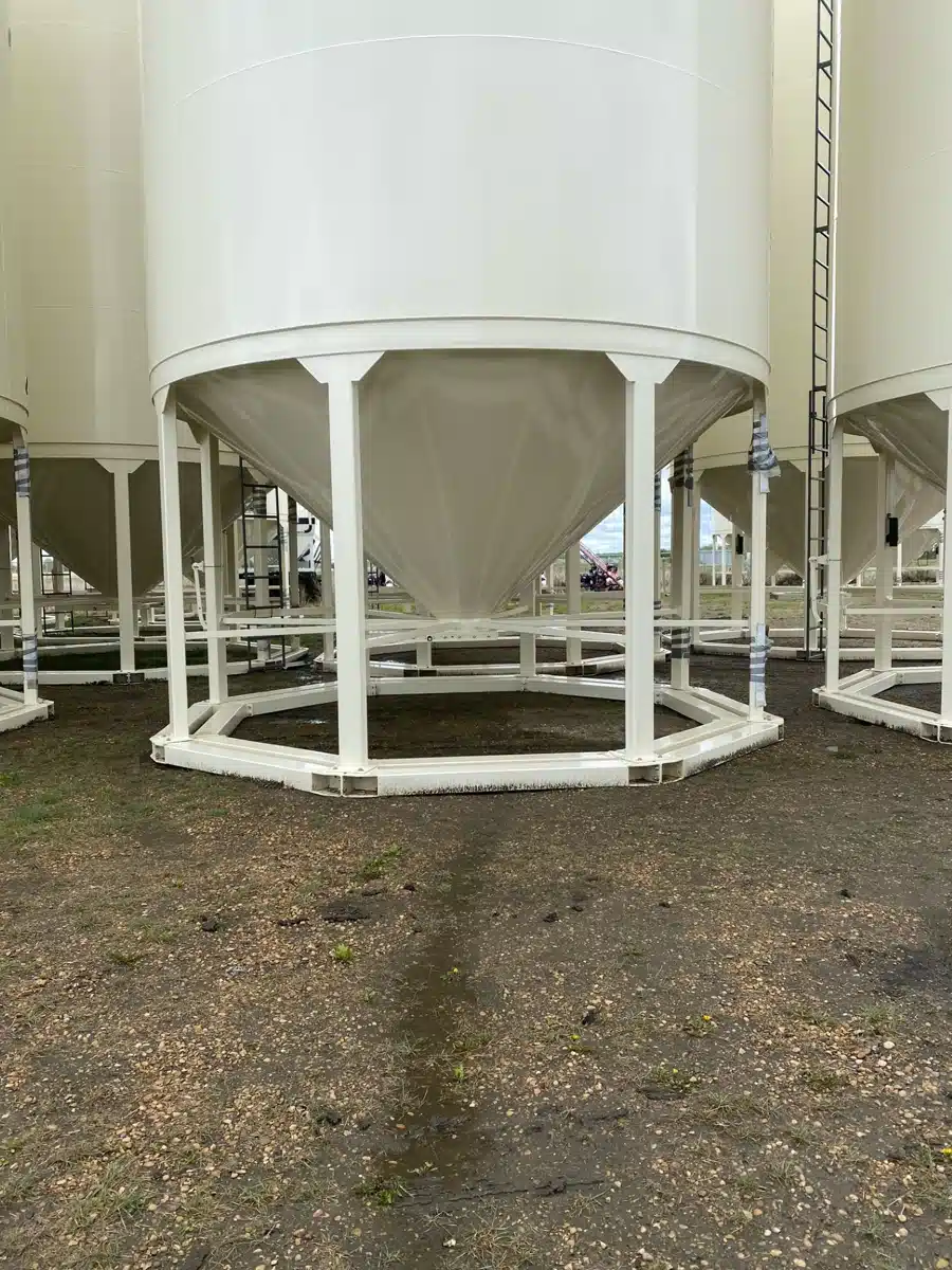 Gallery image 2 for New 2025 Meridian 1625 Grain Bin