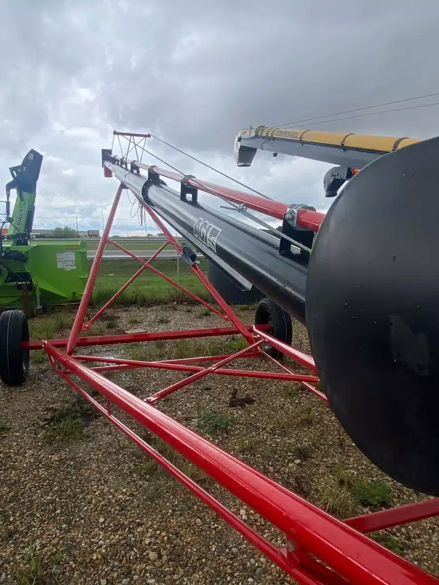 Gallery image 1 for AGI WRX 8-51 Grain Auger