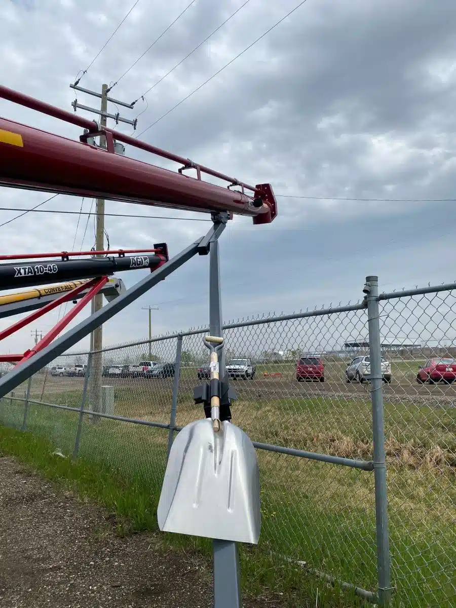 Gallery image 2 for Meridian HD10-46 Grain Auger