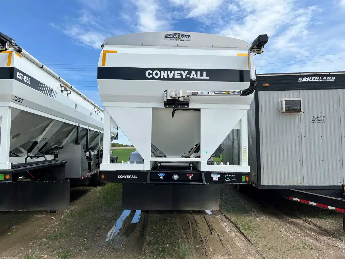 Gallery image 2 for New 2024 CONVEY-ALL CST-1550 Tender