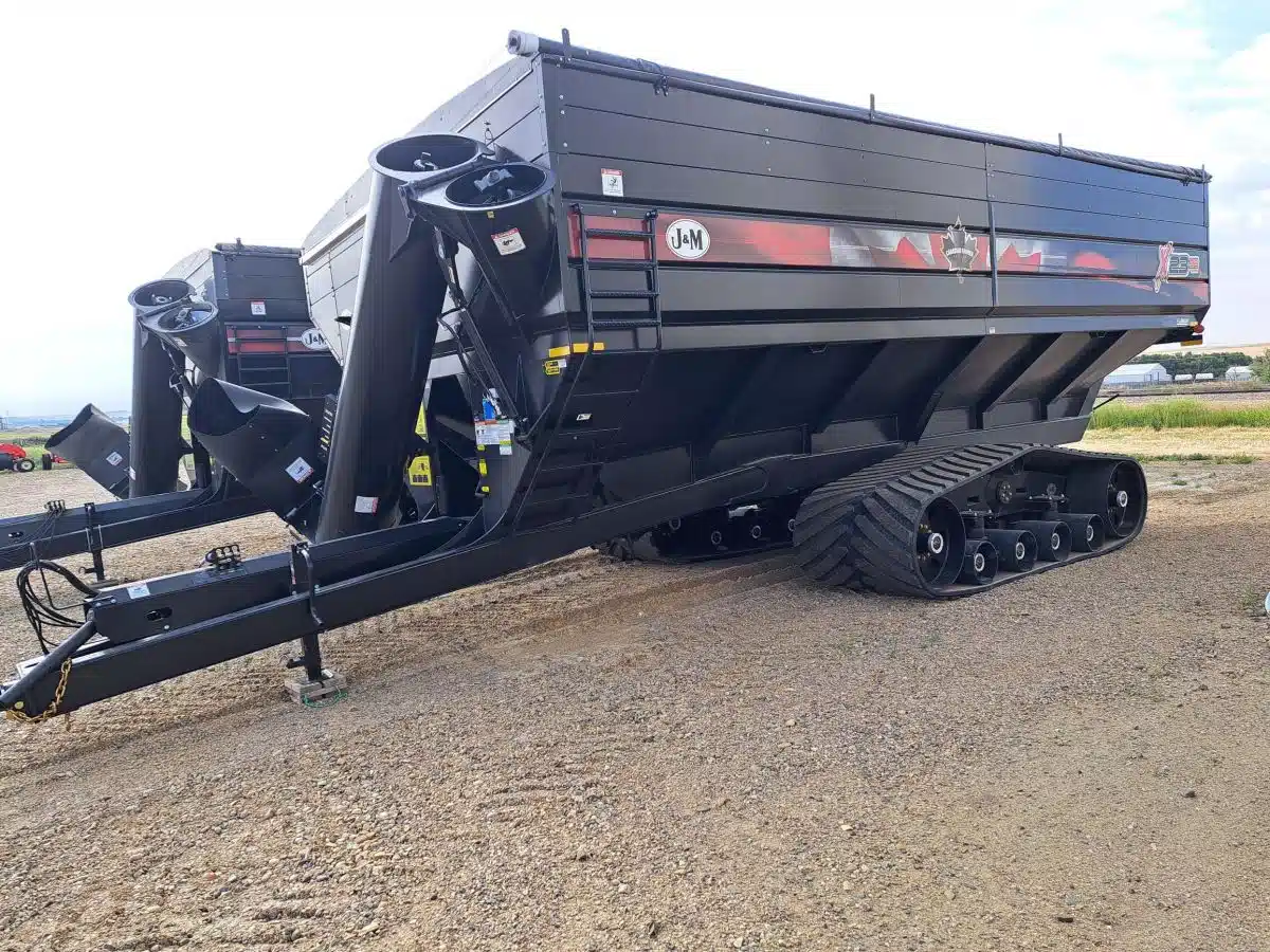 Gallery image 1 for New 2024 J&M 2332 Grain Cart