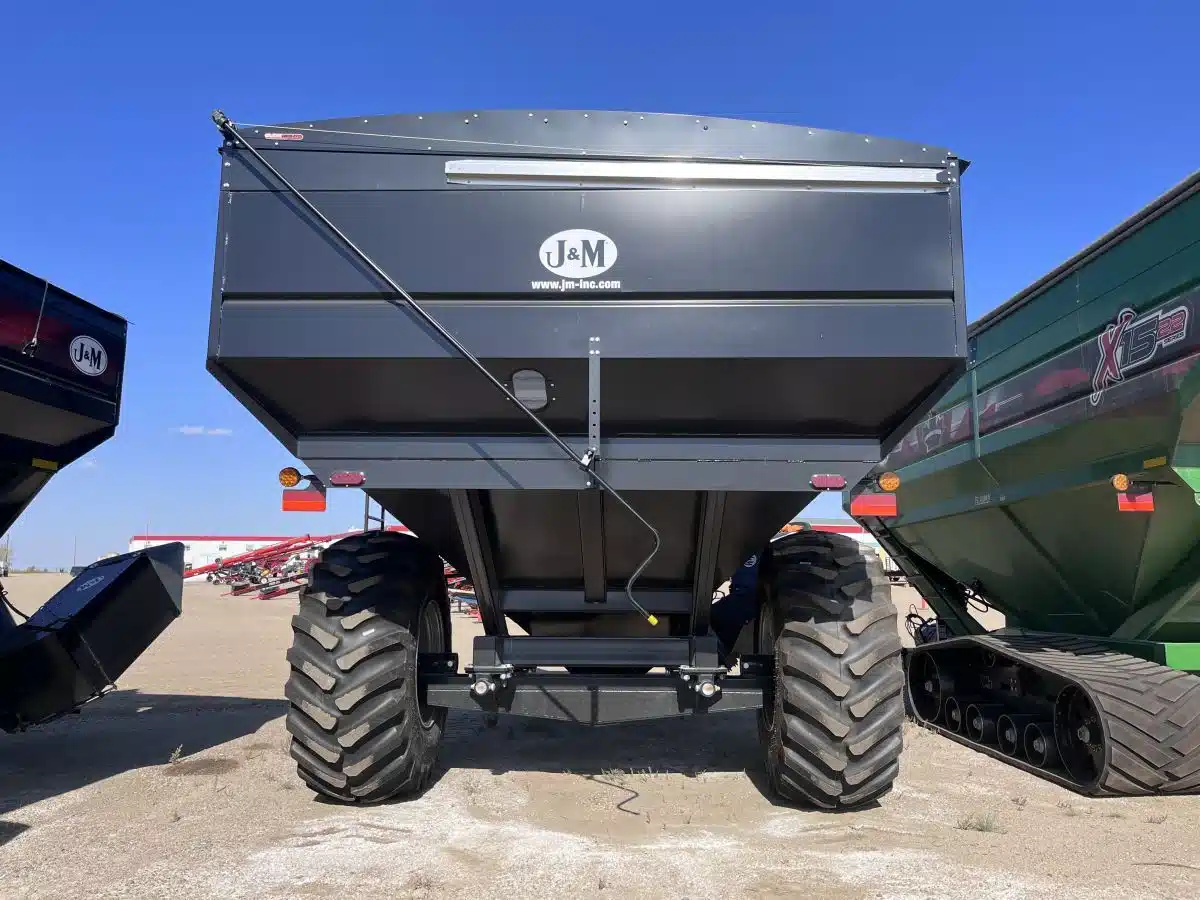 Gallery image 2 for New 2024 J&M 812 Grain Cart