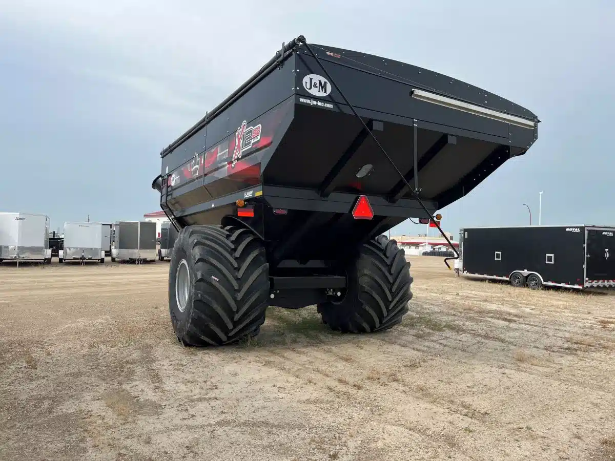 Gallery image 2 for New 2024 J&M 1222 Grain Cart
