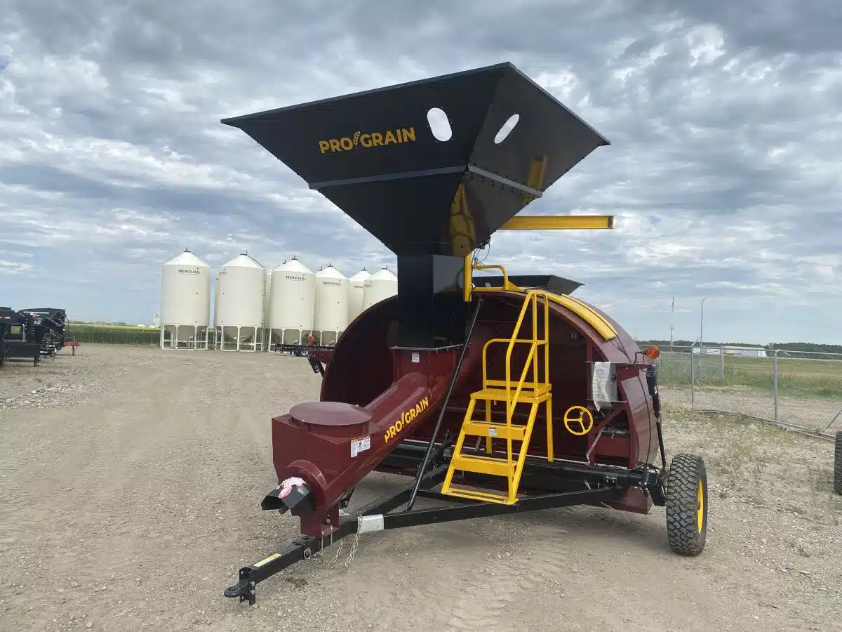 New 2024 Arc Alloy B-1610 Grain Bagger | AgDealer