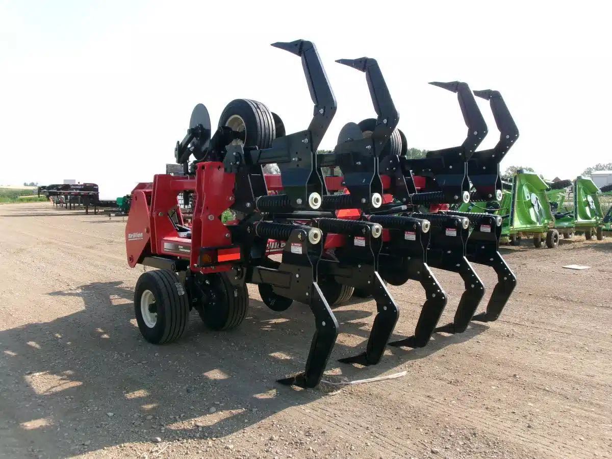 Gallery image 2 for New 2024 Landoll 9 Shank Ripper