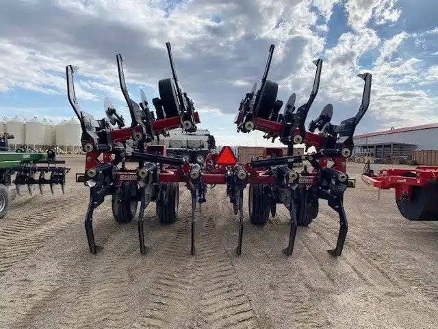 Gallery image 2 for New 2024 Landoll 12 Shank Ripper