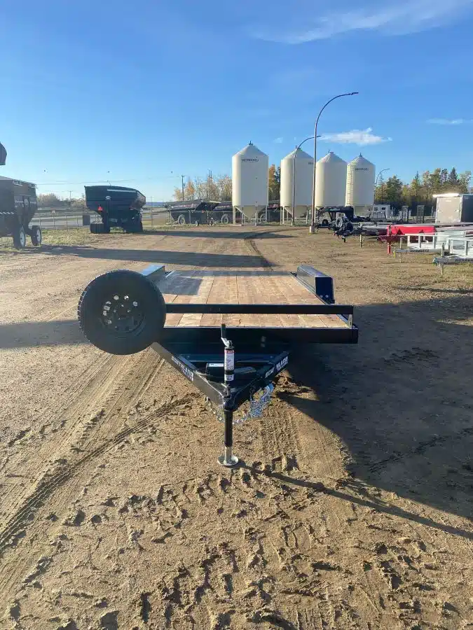 Neuf 2025 Southland LBA Remorque Plateforme AgricoleIdéal