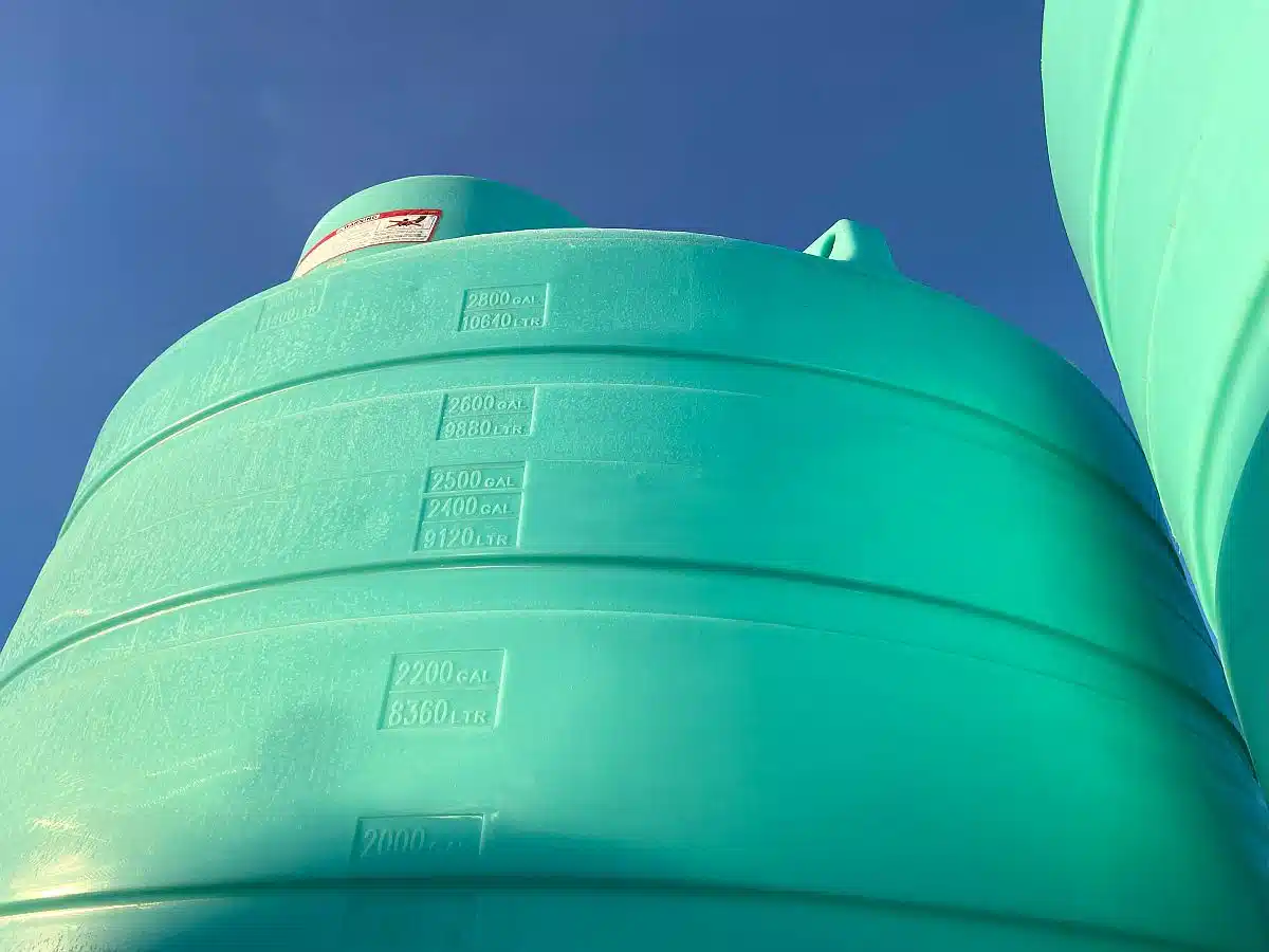 Gallery image 2 for New 2024 Enduraplas THV03000 Fertilizer Tank