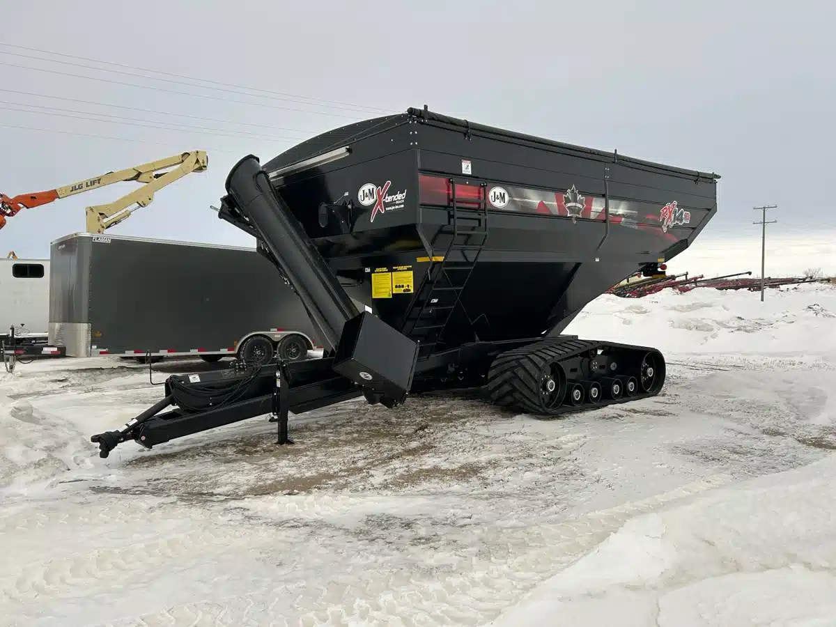 Gallery image 1 for New 2024 J&M 1412-20T Grain Cart