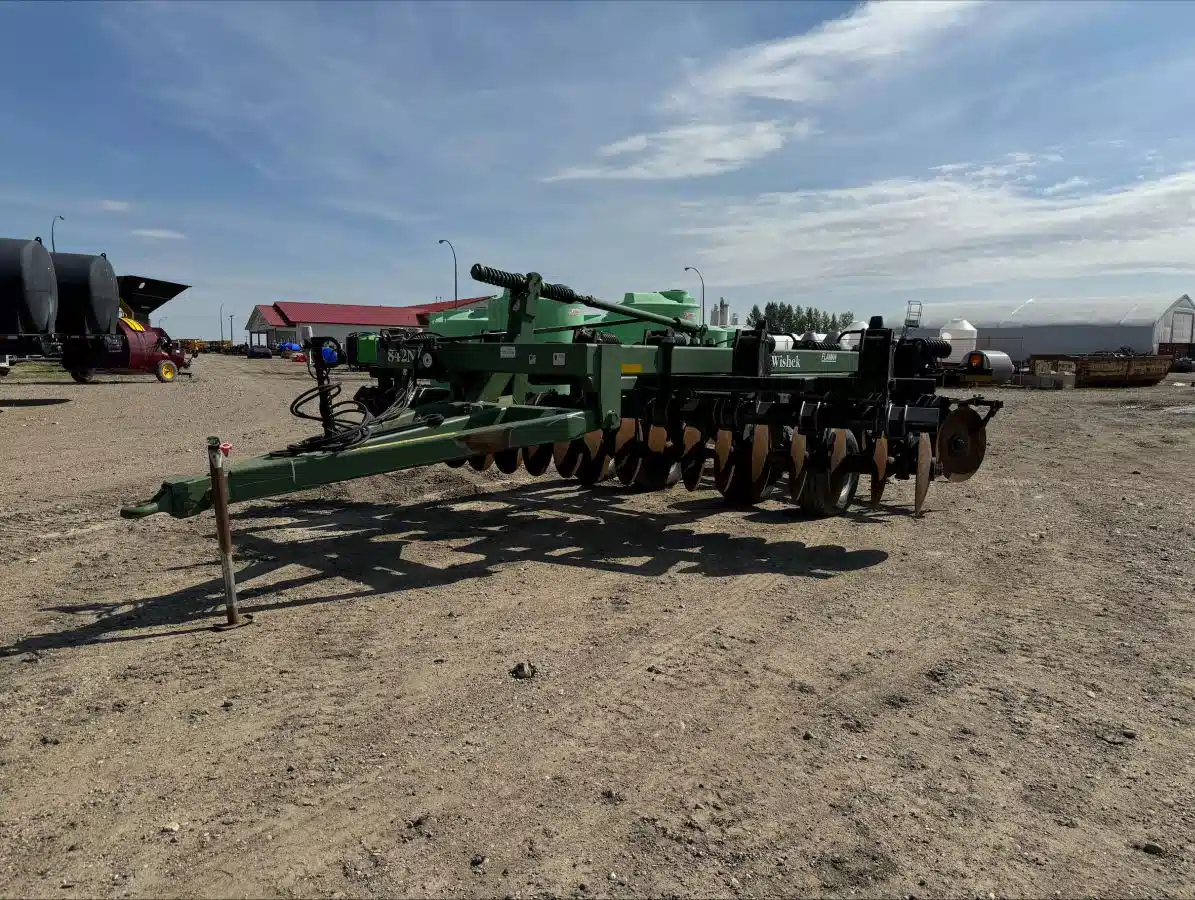 Gallery image 1 for Used 2014 Wishek 842 16FT Disc