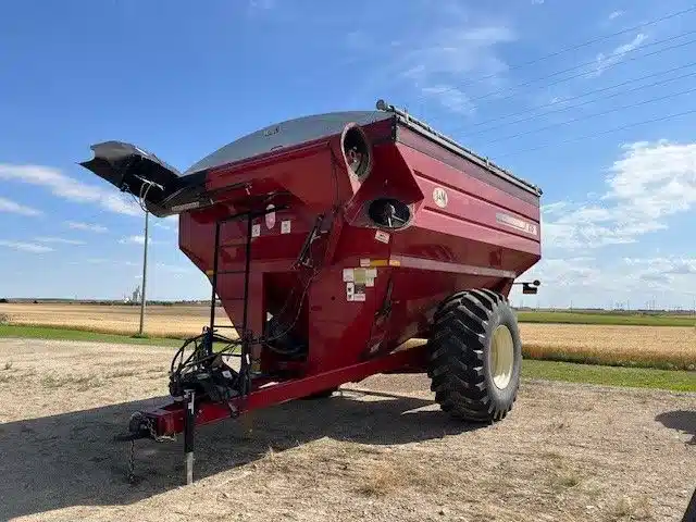 Gallery image 1 for Used 2013 J&M 875 Grain Cart