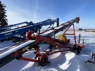Gallery image 1 for Used 2020 AGI UTX 44 U-Trough Grain Auger