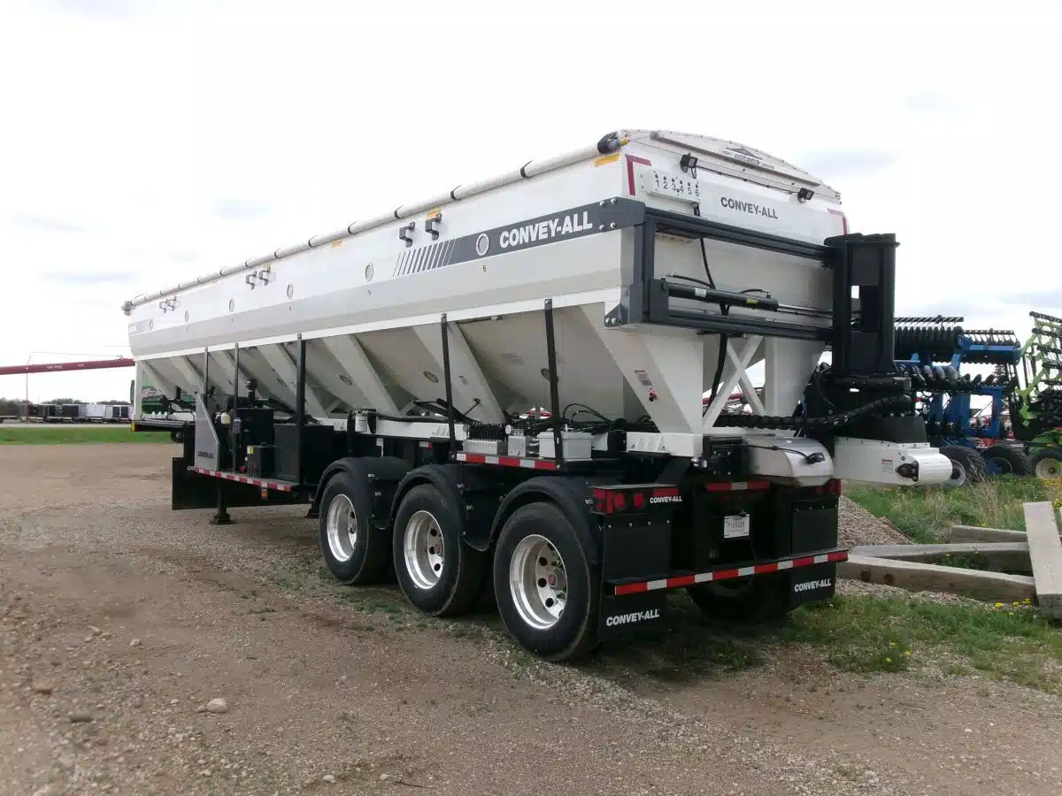 Gallery image 1 for New 2024 Convey All CST-1550 Tender