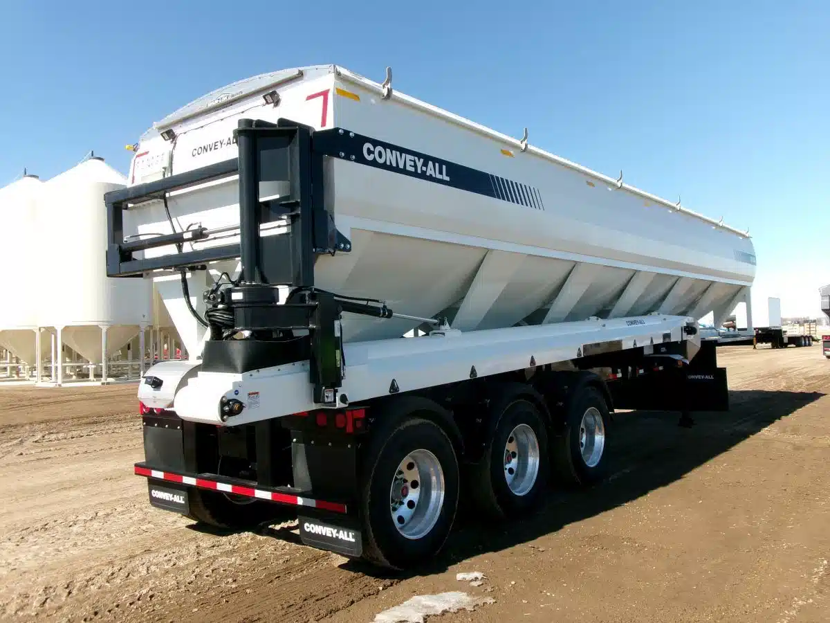 Gallery image 2 for New 2024 Convey All CST-1550 Tender