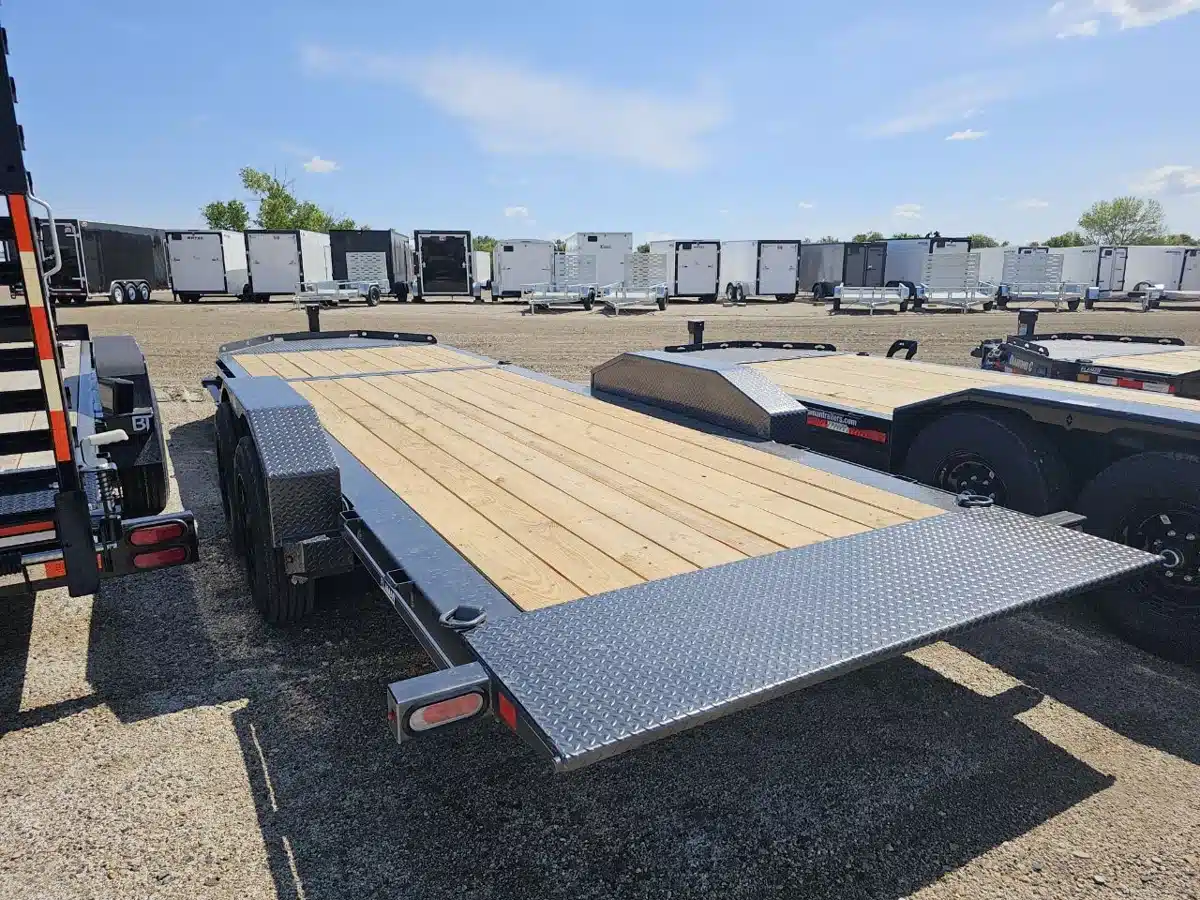 Gallery image 2 for New 2025 Diamond C L270T Trailer - Flat Deck