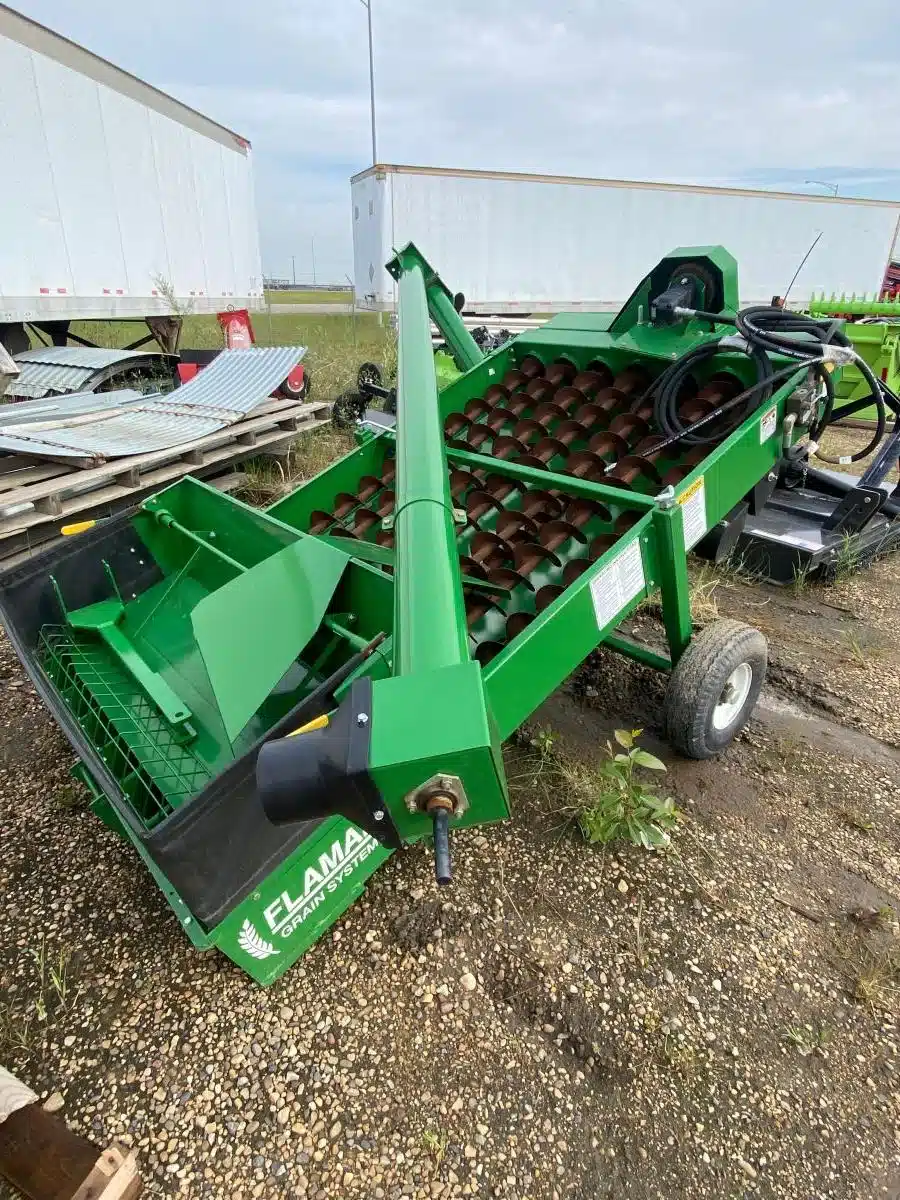 Gallery image 1 for New 2024 Kwik Kleen 772 Grain Cleaner