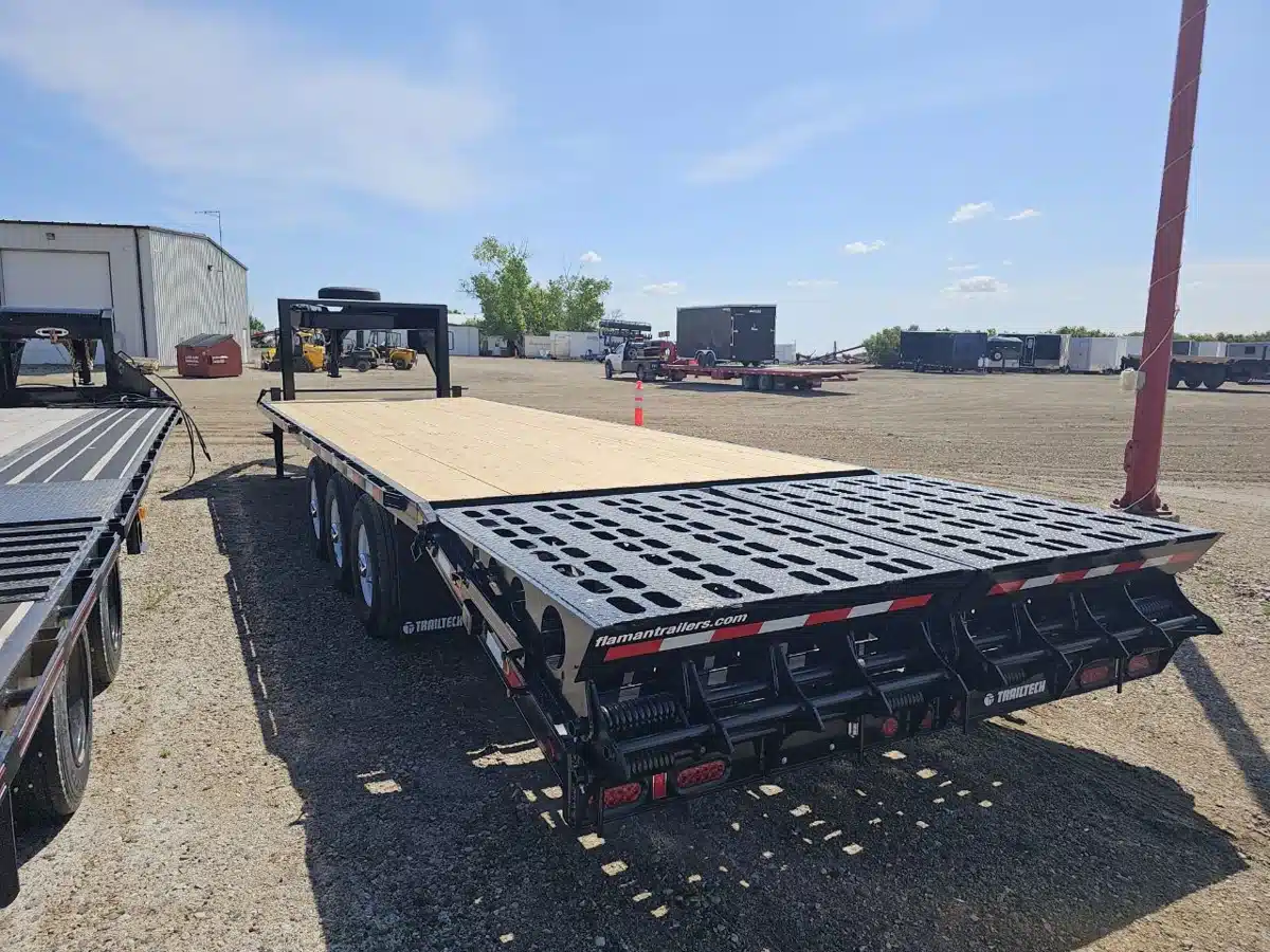 Gallery image 2 for New 2025 Trailtech H370 Trailer - Flat Deck