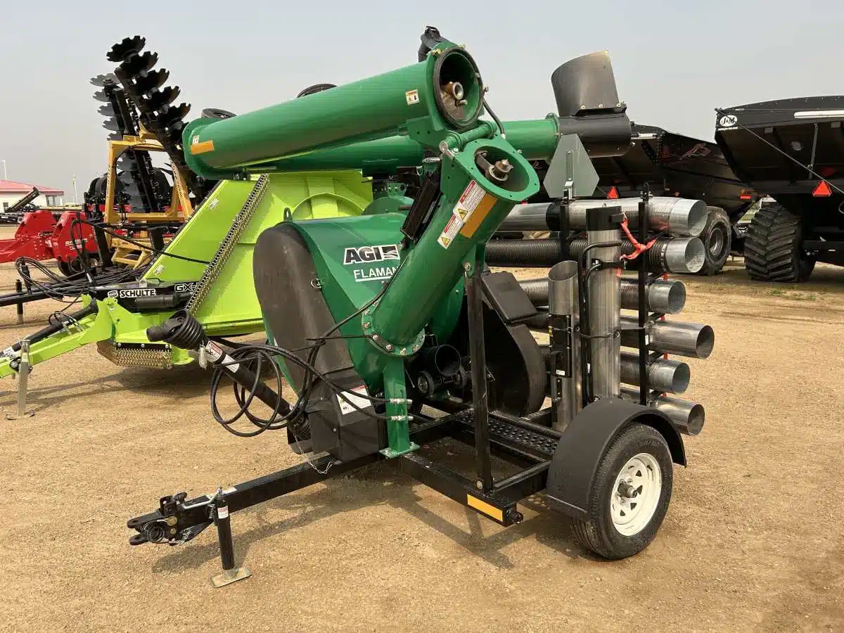 Gallery image 1 for New 2025 AGI VRX Grain Vac