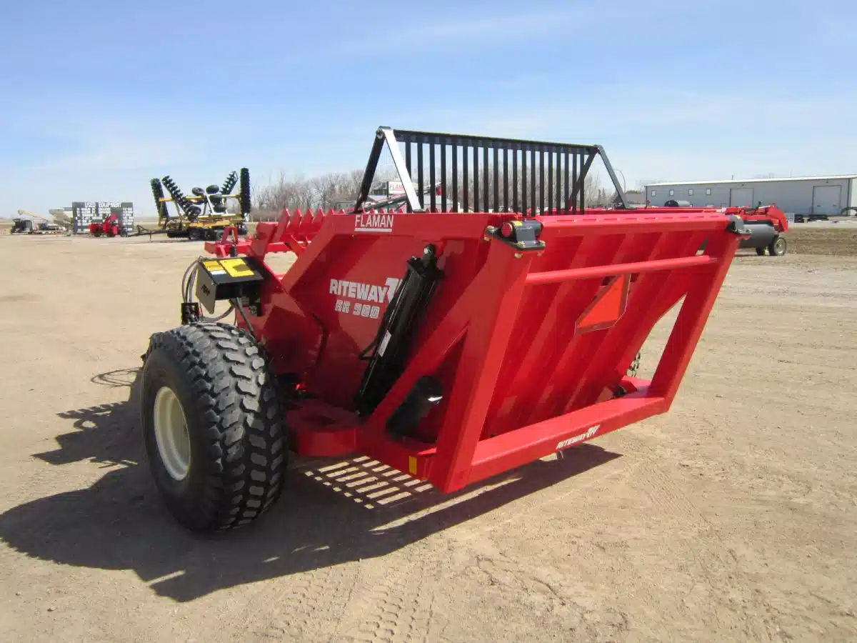 Gallery image 2 for New 2024 Riteway RR900 Rock Picker