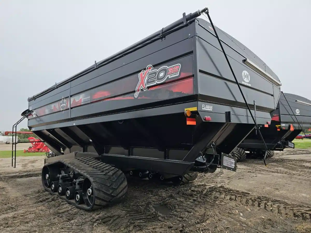 Gallery image 2 for New 2024 J&M 2032 Grain Cart