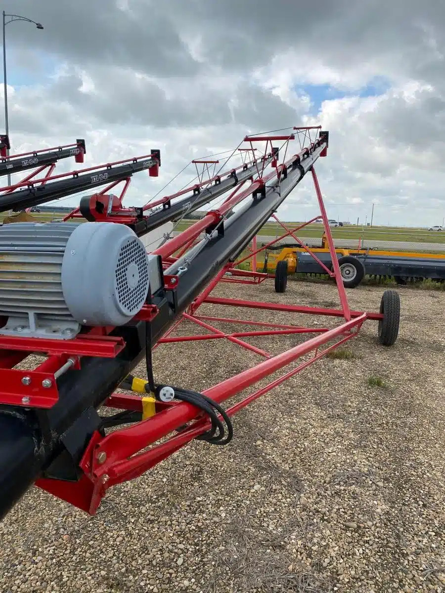 Gallery image 2 for 2020 AGI WRX 8-51 Grain Auger