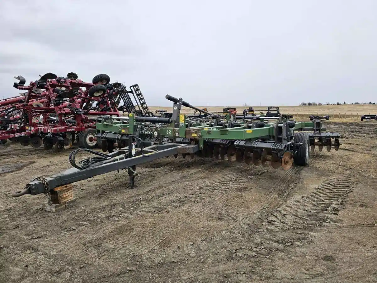 Used 2017 Wishek 842NT-22' Disc