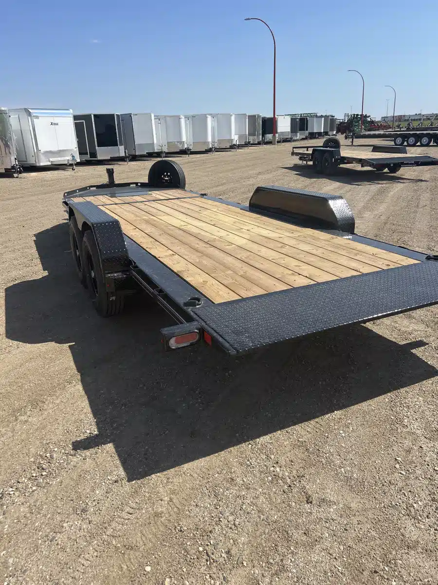 Gallery image 2 for New 2026 Diamond C HDT Trailer - Flat Deck