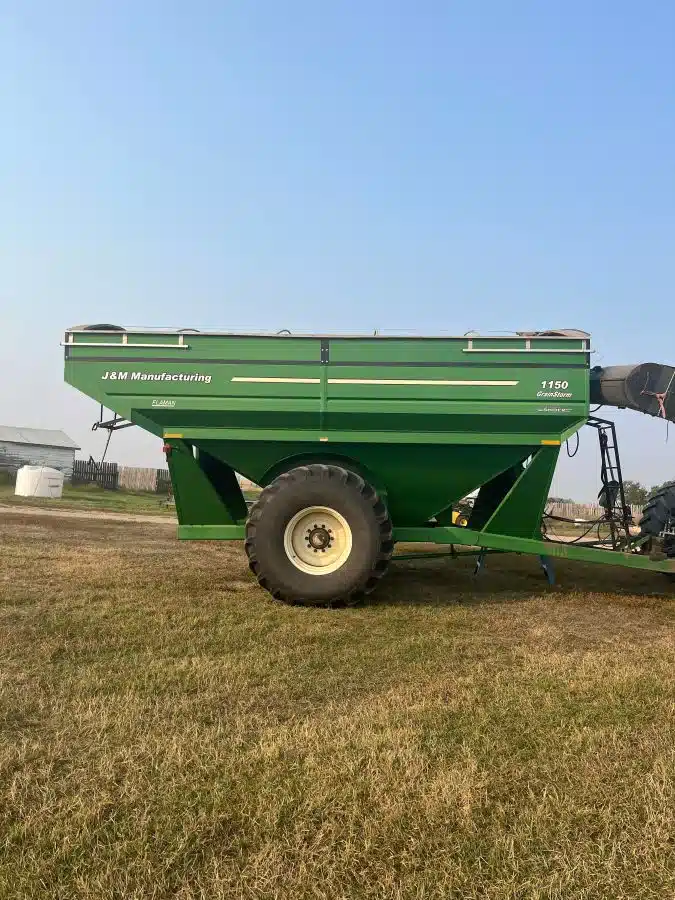 Gallery image 1 for Used 2010 J&M 1150 Grain Cart